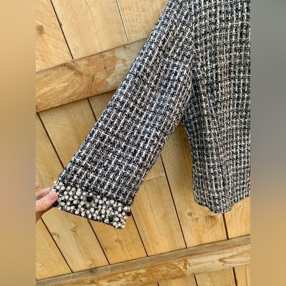 Chico’s CROPPED TWEED BLAZER JACKET Embellished Designer Shoulder Pads Trendy M - Picture 13 of 14